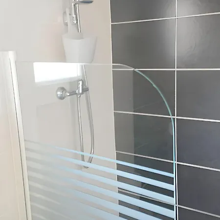 Accueillant A - 32 M² - Terrasse * Penne-dʼAgenais
