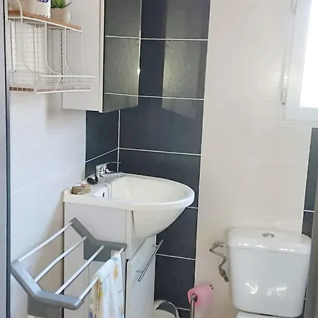 Accueillant A - 32 M² - Terrasse Lägenhet